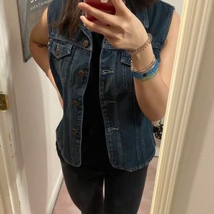 Jean Vest